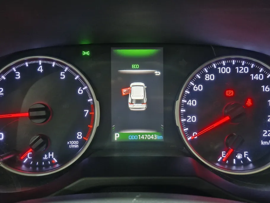 تويوتا راف فور LE 2022 