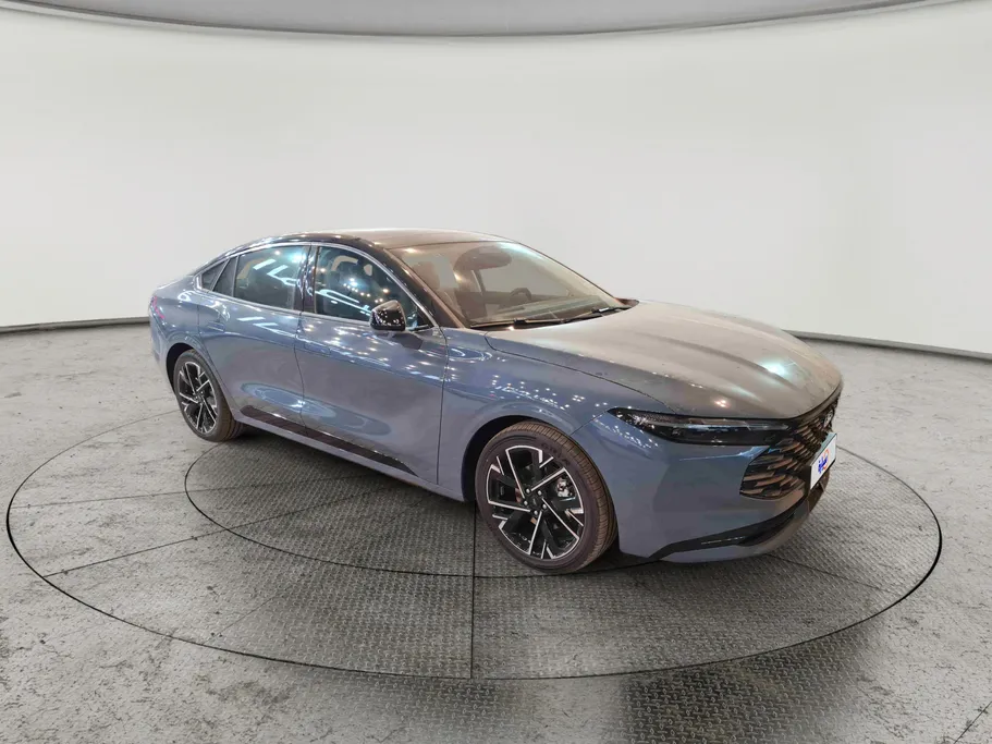 فورد تورس تيتانيوم الإصدار الجديد 2026 