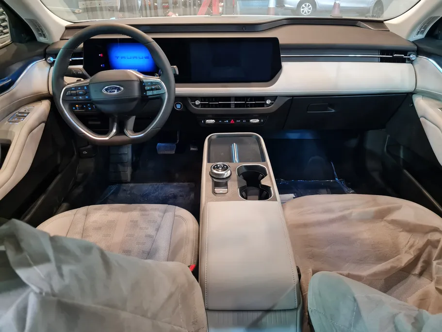 فورد تورس تيتانيوم الإصدار الجديد 2026 