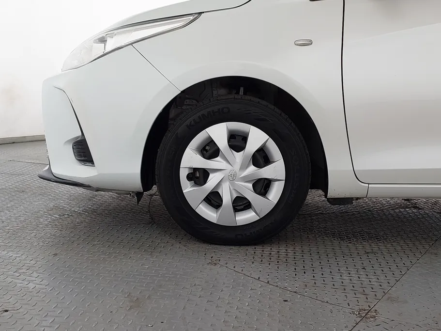 تويوتا يارس Y 2022 