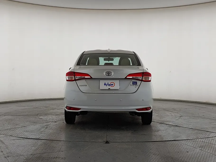تويوتا يارس Y 2022 