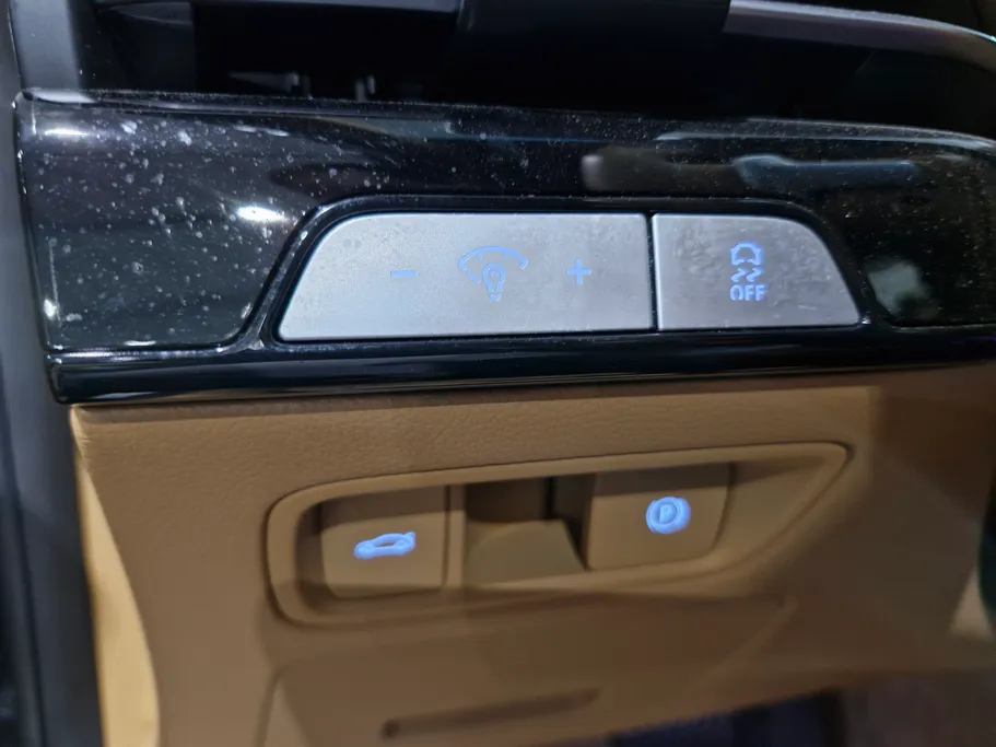 جينيسيس G80 PRESTIGE 2025 