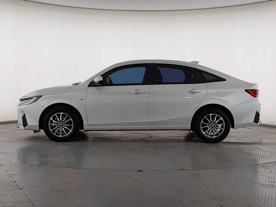 تويوتا يارس Y 2023 