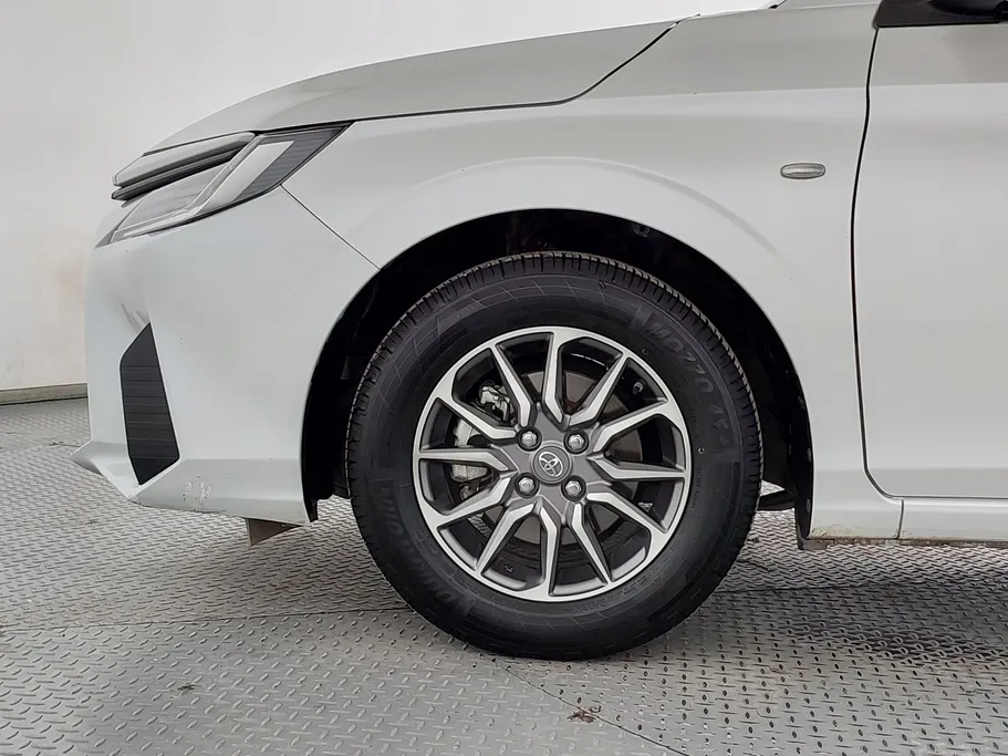 تويوتا يارس Y 2023 