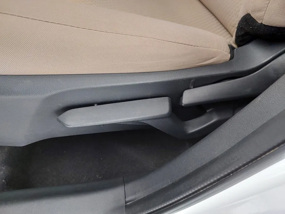 تويوتا يارس Y 2023 