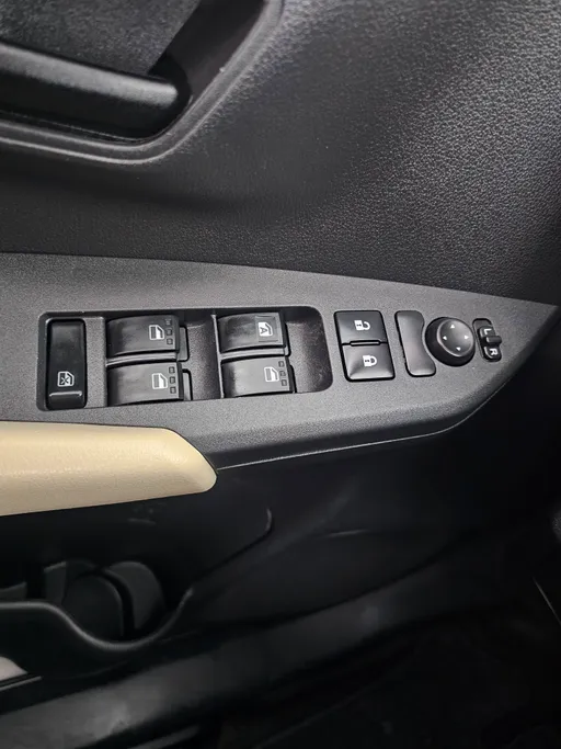 2023 Toyota Yaris  Y 