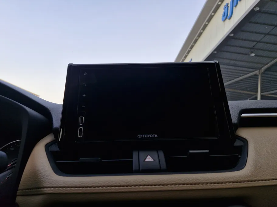 تويوتا راف فور LE 2019 