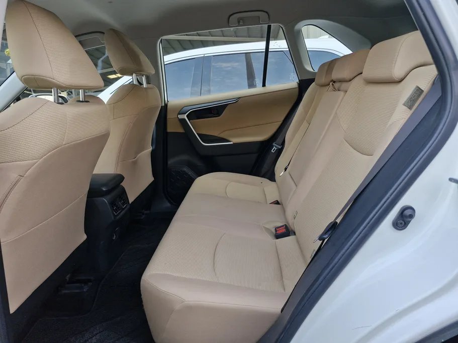 تويوتا راف فور LE 2019 