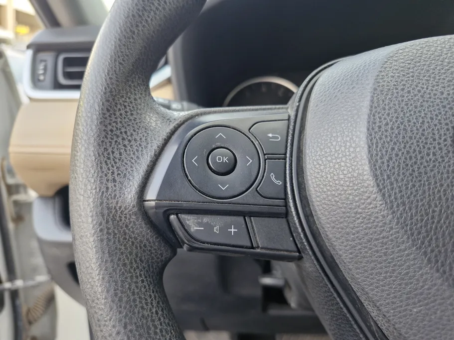 تويوتا راف فور LE 2019 