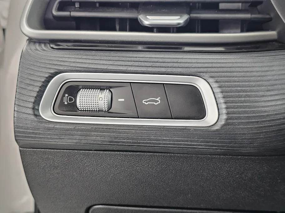 2023 Geely Emgrand GS 