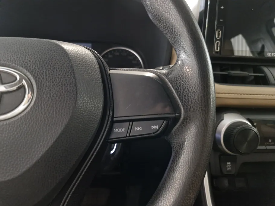 تويوتا راف فور LE 2019 