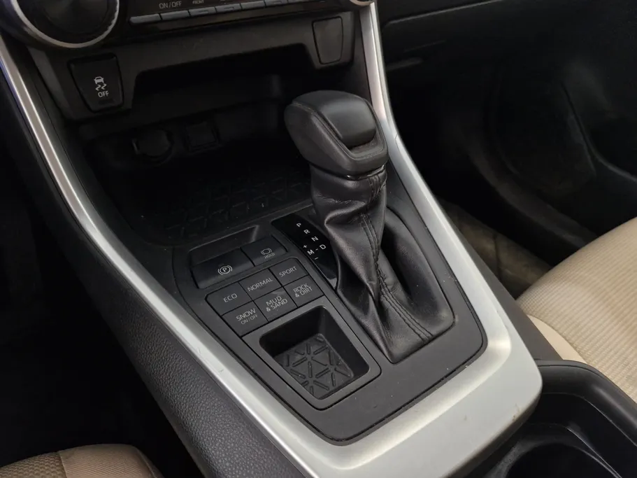 تويوتا راف فور LE 2019 