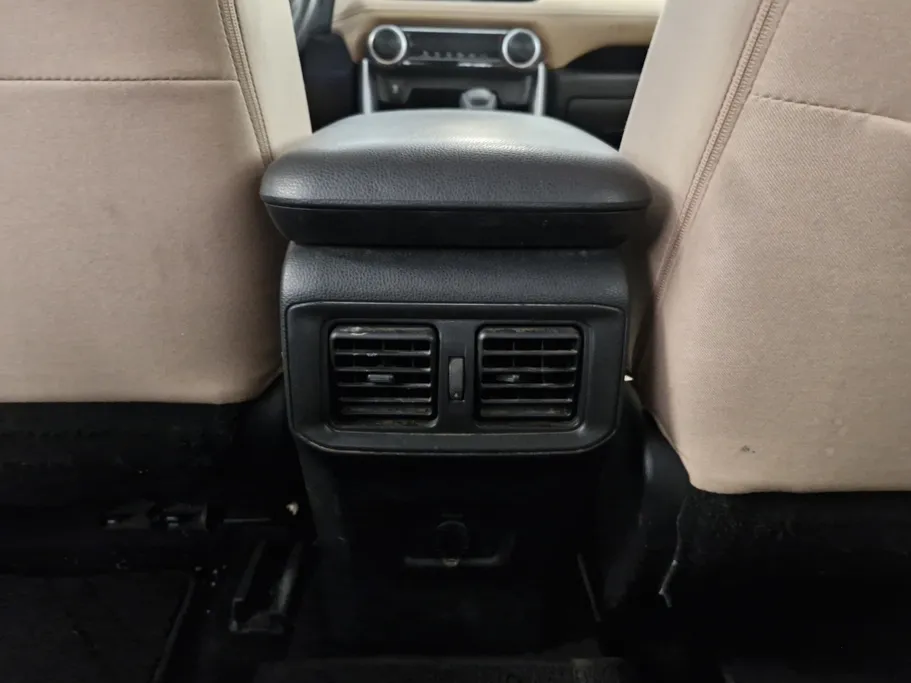 تويوتا راف فور LE 2019 