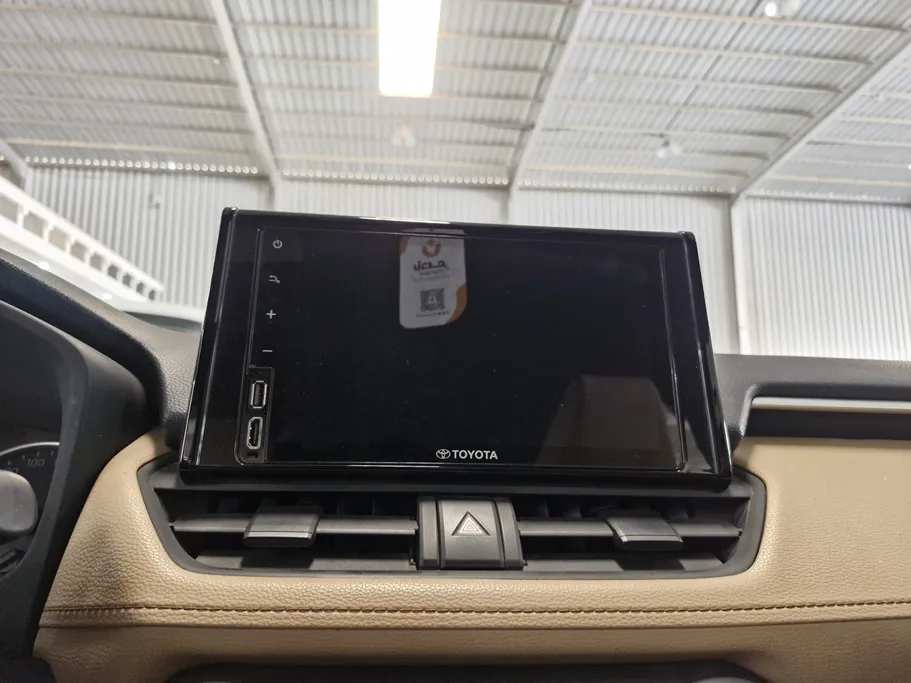 تويوتا راف فور LE 2019 