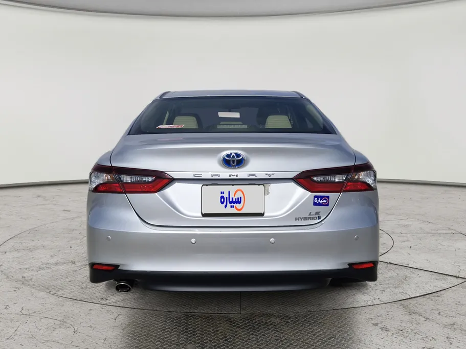2022 Toyota Camry  LE HEV 