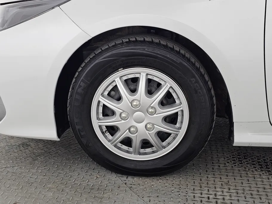 تويوتا كورولا XLI 2023 