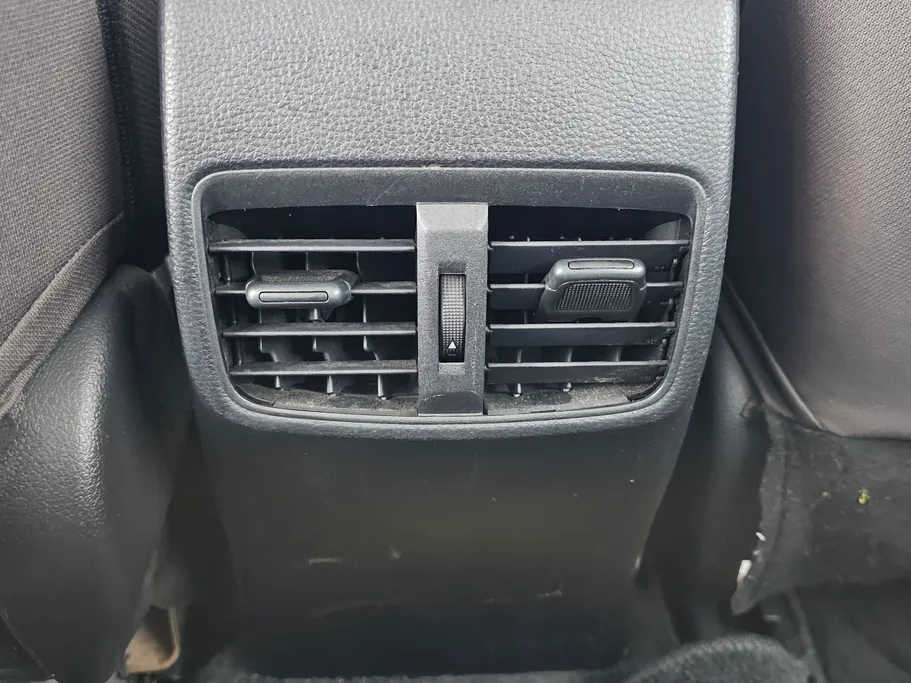 تويوتا كورولا XLI 2023 