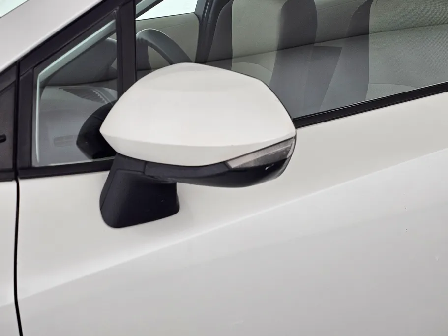 تويوتا كورولا XLI 2023 