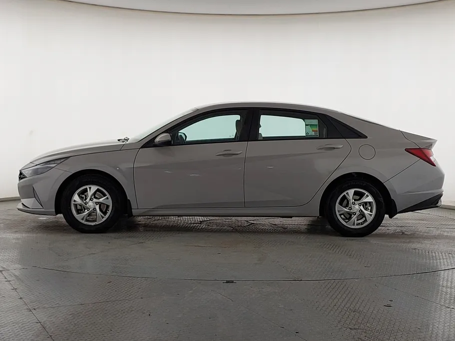 2023 Hyundai Elantra Fleet 