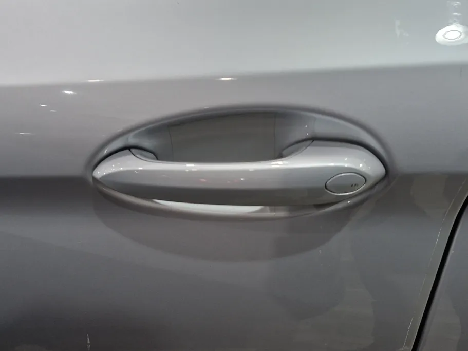 2021 BMW 5 Series 520i 