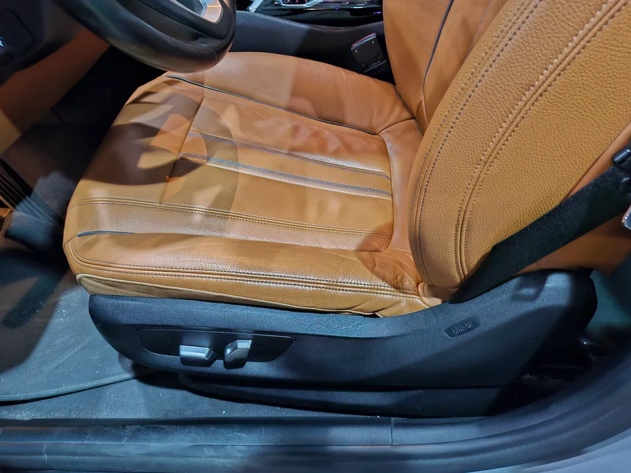 2021 BMW 5 Series 520i 