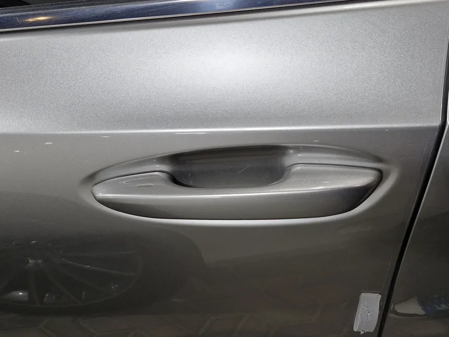 لكزس ES 300 H 2024 