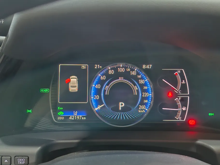 لكزس ES 300 H 2024 