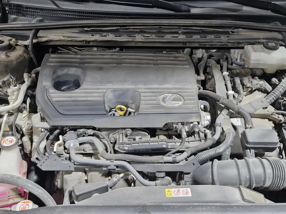 لكزس ES 300 H 2024 