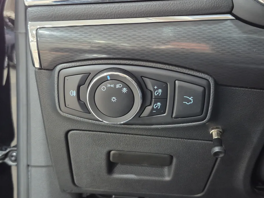 2021 Ford Taurus Ambiente 