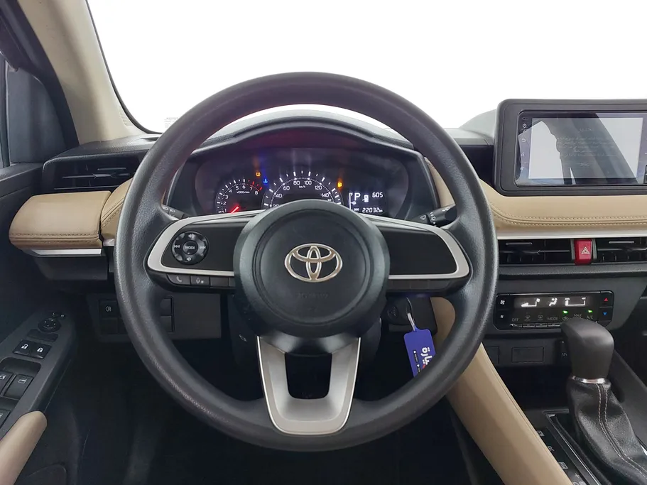 2023 تويوتا Yaris  Y 