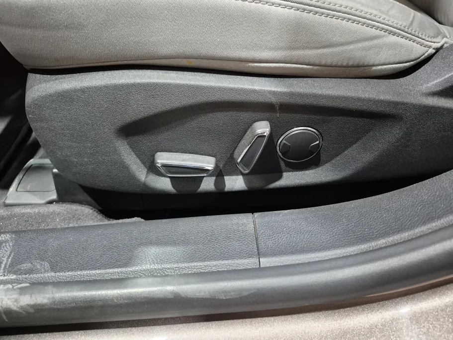 2020 Ford Taurus Ambiente 