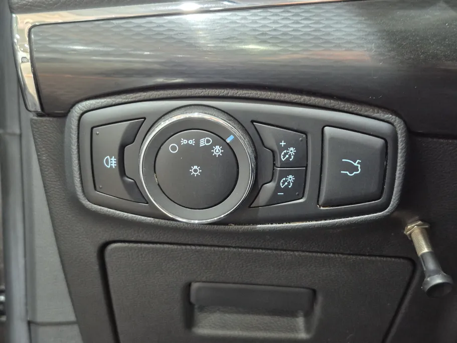 2020 Ford Taurus Ambiente 