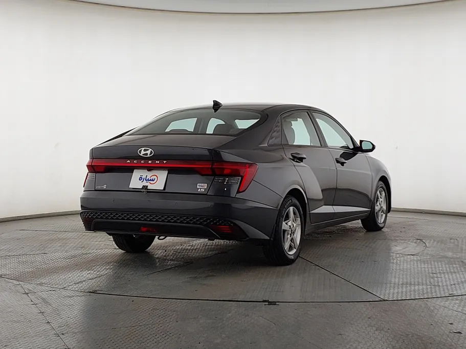 2024 Hyundai Accent Fleet 