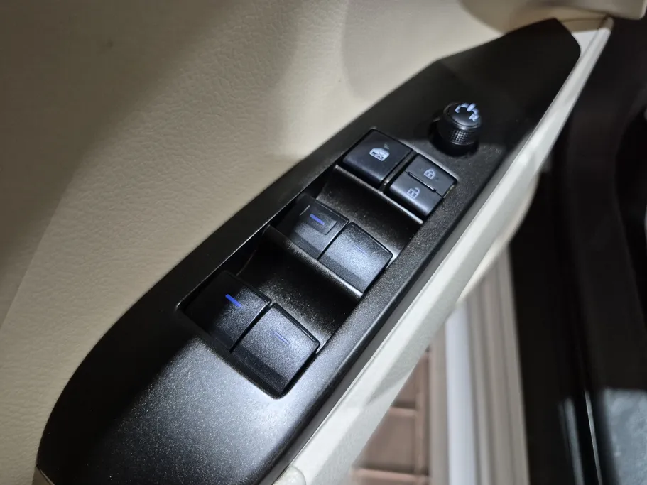 2023 Toyota Camry  LE 