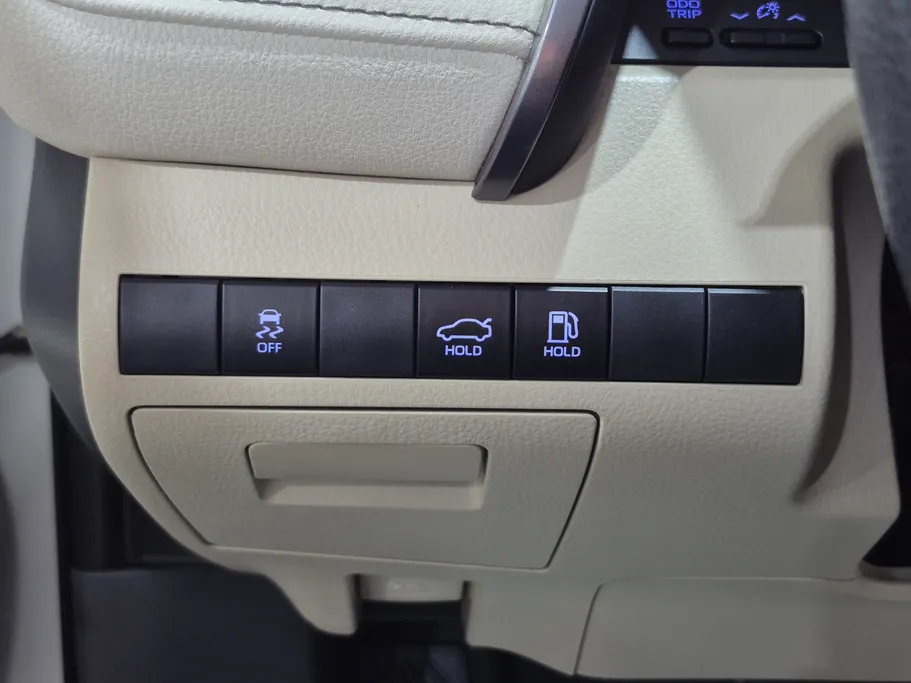 2023 Toyota Camry  LE 