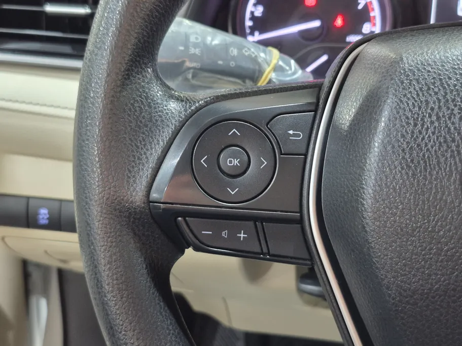 2023 Toyota Camry  LE 