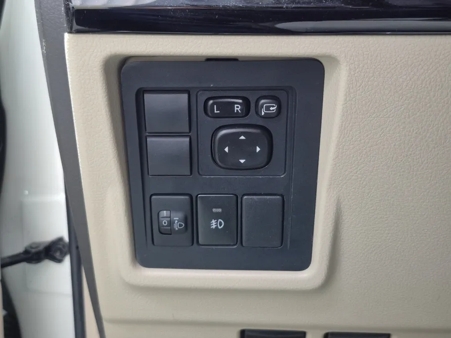 تويوتا برادو TXL 2023 