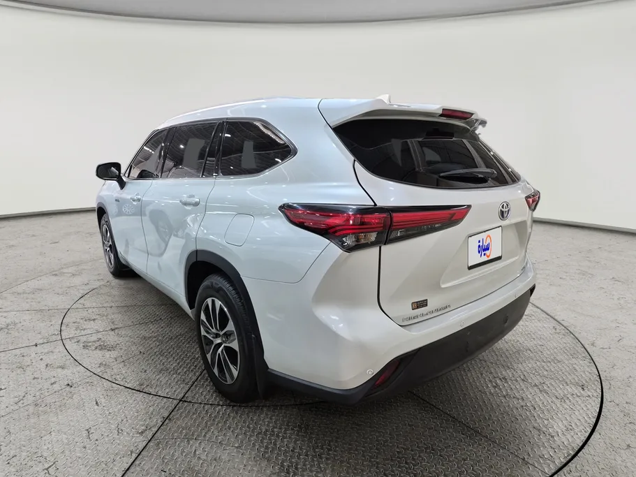 تويوتا هايلاندر GLE 2022 