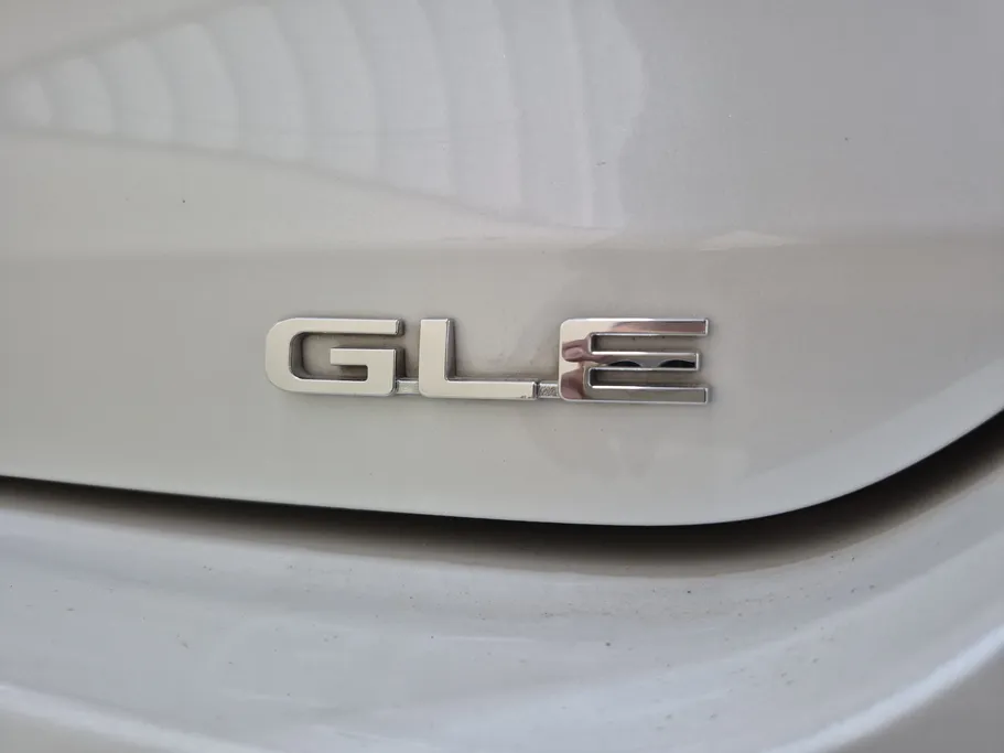 2022 Toyota Highlander GLE 