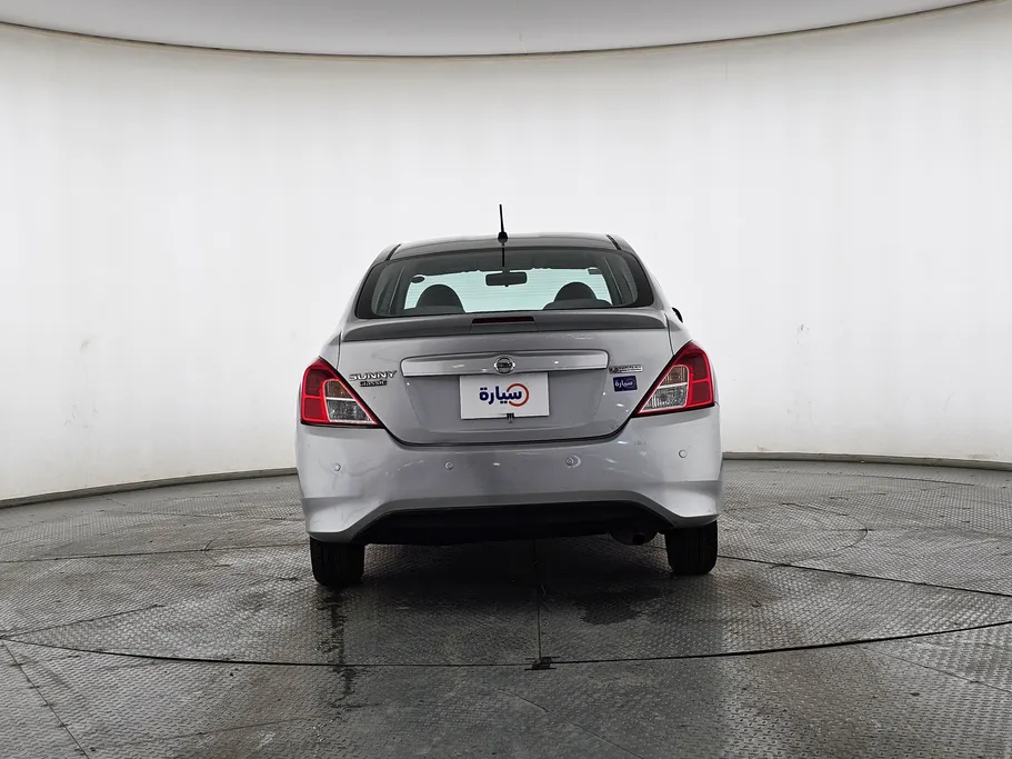 2020 Nissan Sunny Classic 