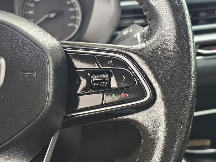 جيلي امجراند GS 2023 