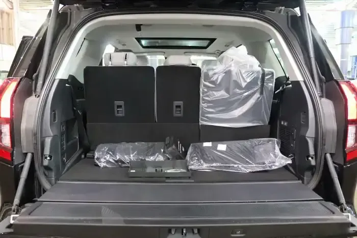 2025 Ford Expedition Active Touring 