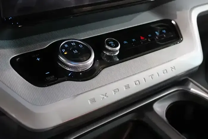 2025 Ford Expedition Active Touring 