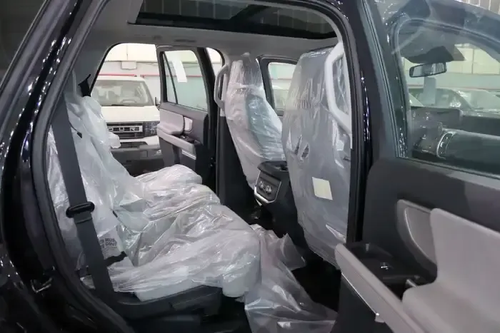 2025 Ford Expedition Active Touring 