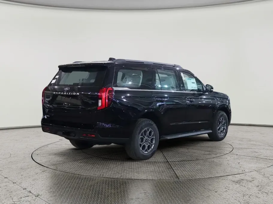 2025 Ford Expedition Active Touring 