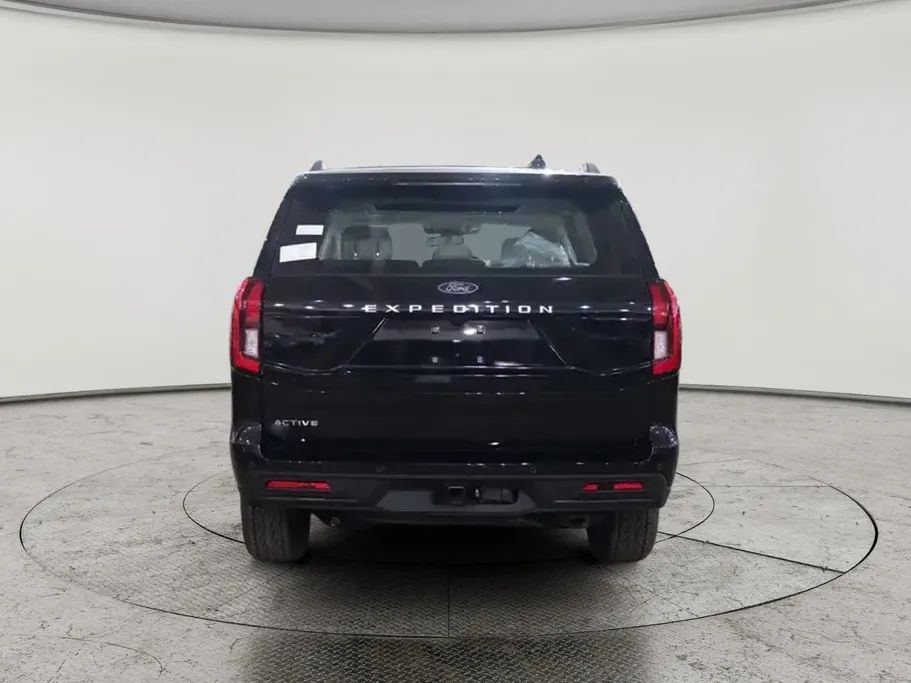 2025 Ford Expedition Active Touring 