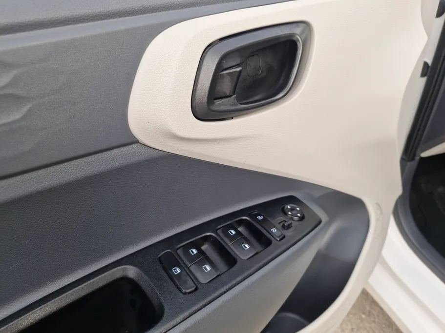 2024 Hyundai Grand i10 Fleet 