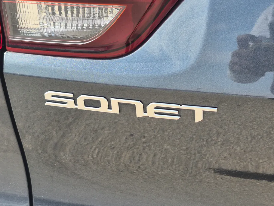 2023 Kia SONET LX 