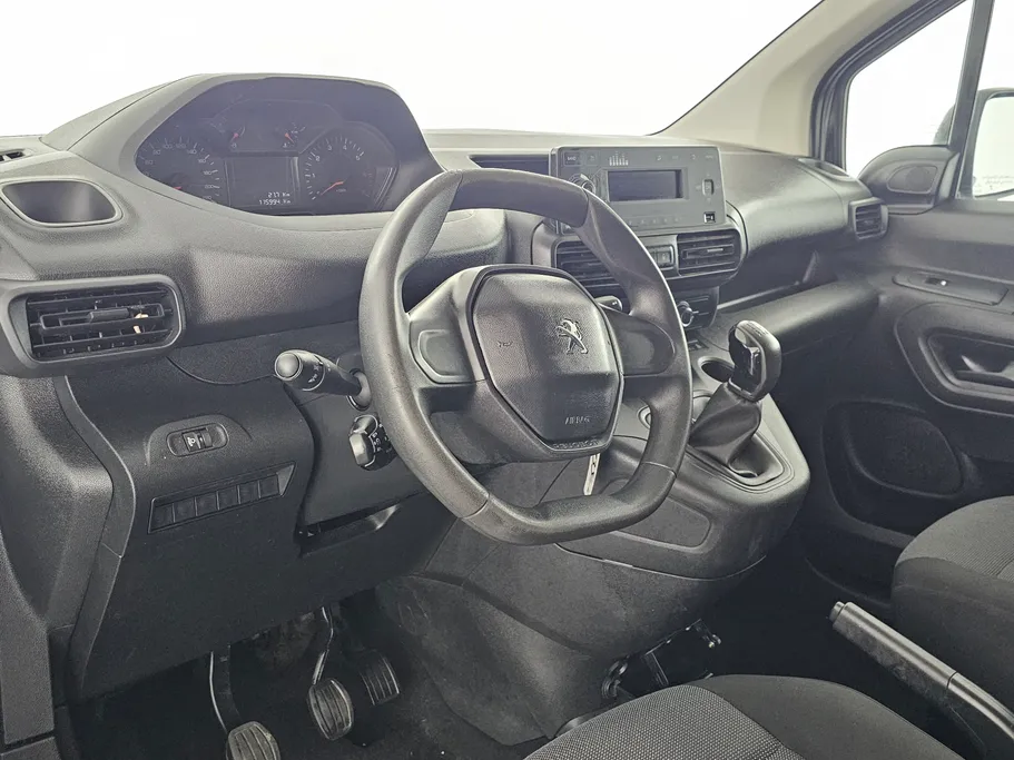 بيجو بارتنر Short van 2023 