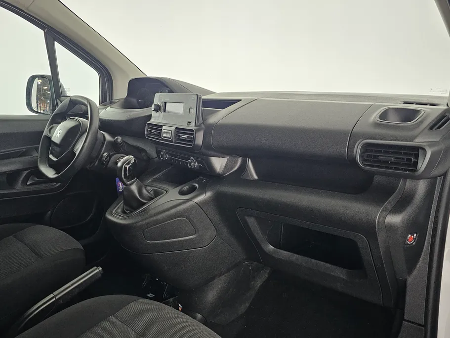 بيجو بارتنر Short van 2023 